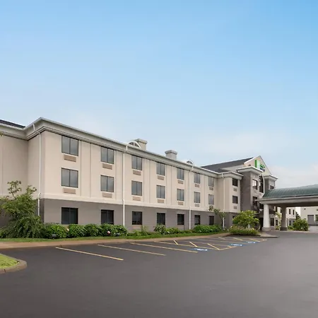 Holiday Inn Express Syracuse Airport By Ihg-3