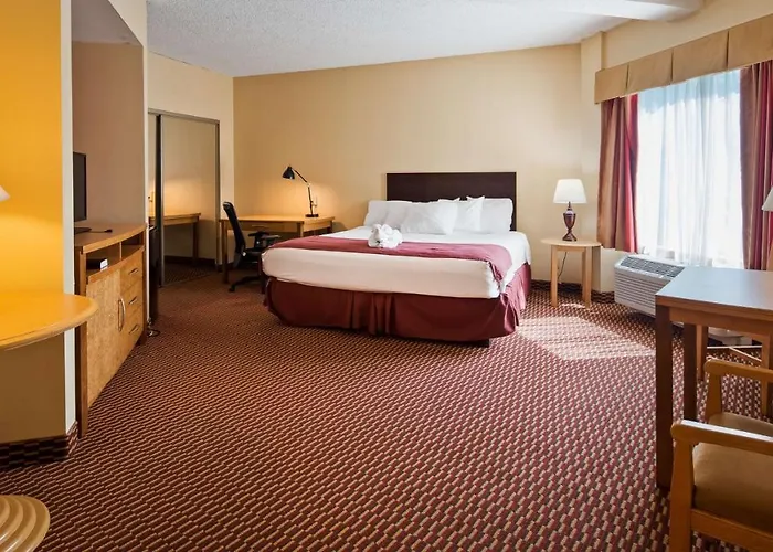 Surestay Plus Hotel By Best Western Syracuse Airport North Syracuse